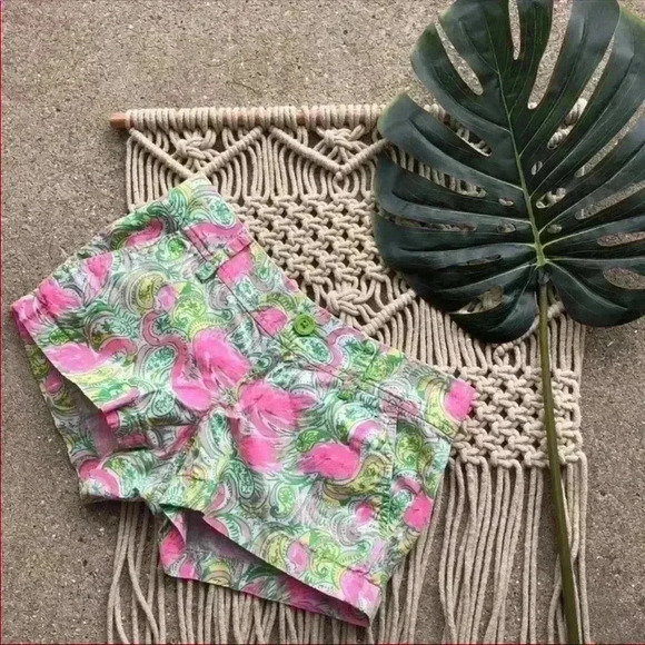 Lilly Pulitzer Pants - Lilly Pulitzer Shorts Size 000 - Flamingo Print